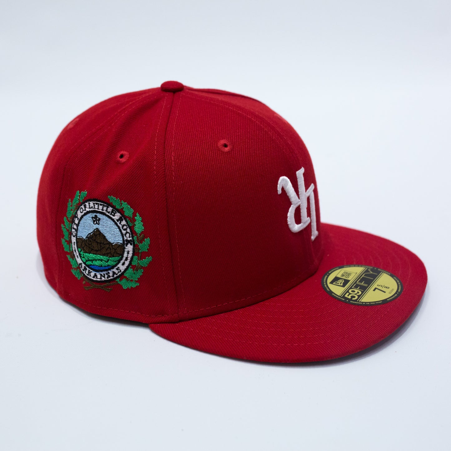 “UNDERDOG” Fitted Cap (Red/White)